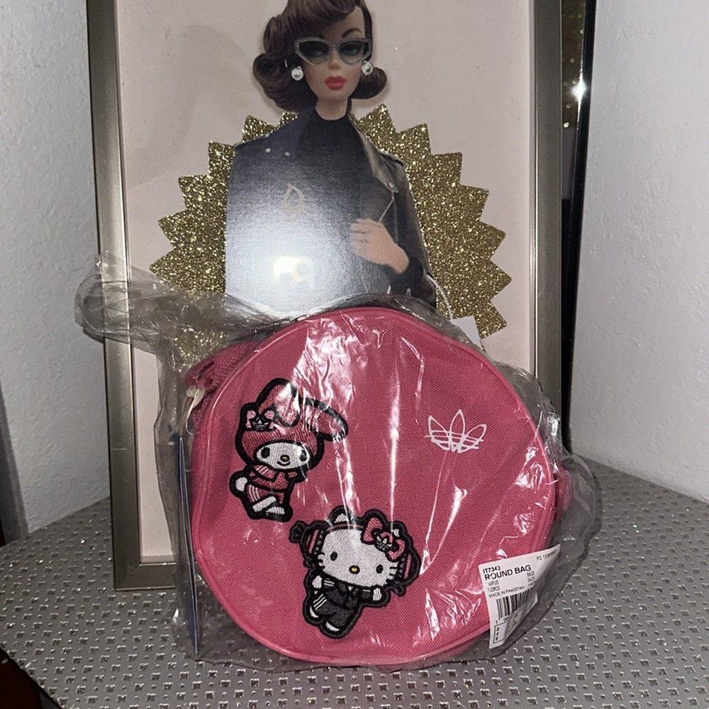 ADIDAS ORIGINALS X HELLO KITTY AND FRIENDS ROUND BAG